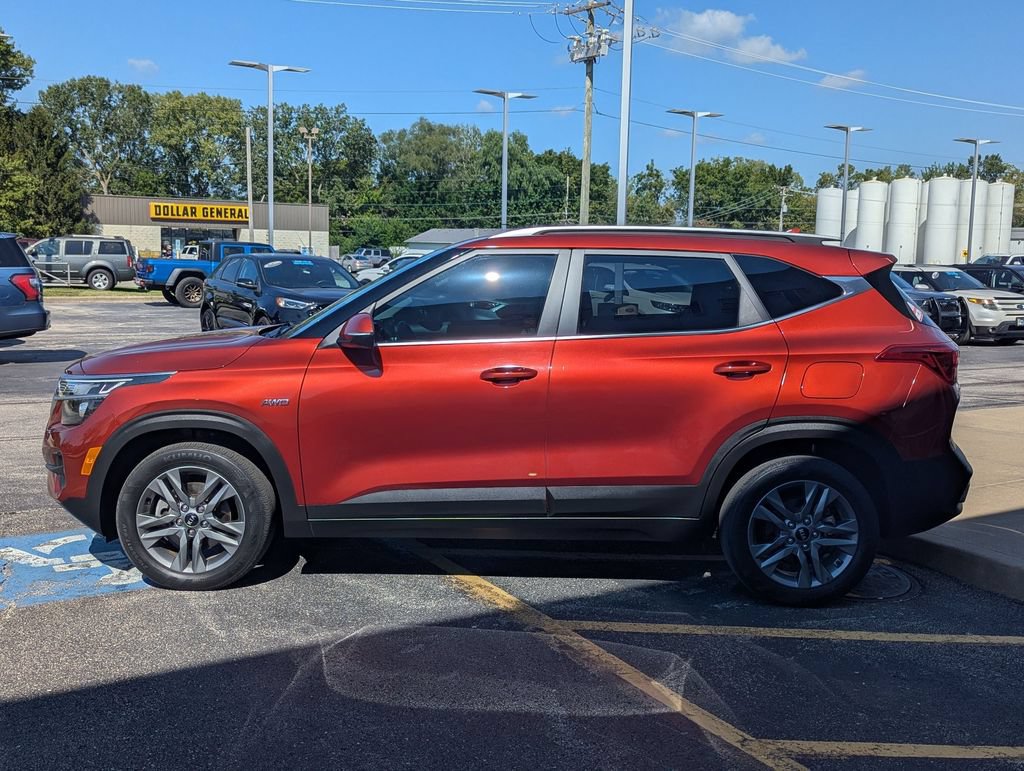 Used 2021 Kia Seltos S AWD/4WD image 6