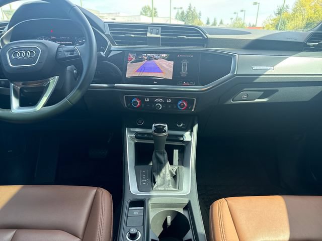 Used 2023 Audi Q3 2.0T Premium w/ Convenience Package AWD/4WD image 25