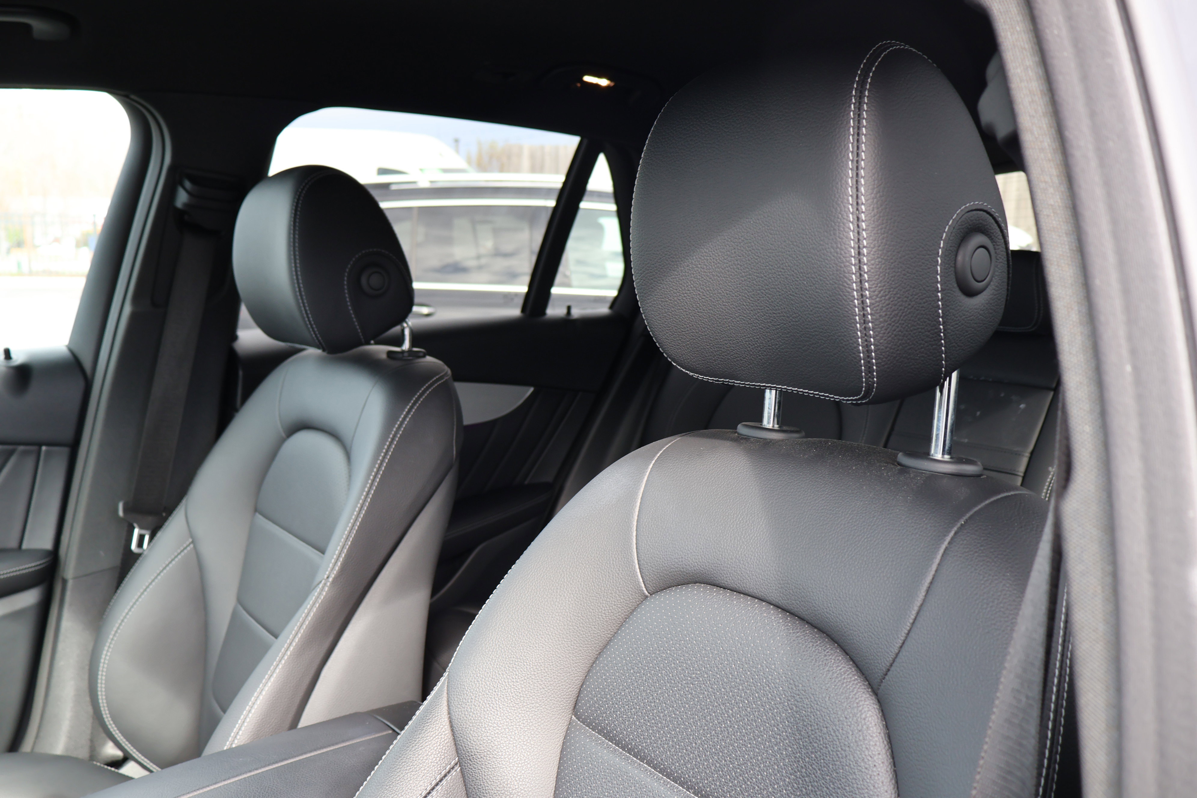 Certified 2022 Mercedes-Benz GLC 300 image 11