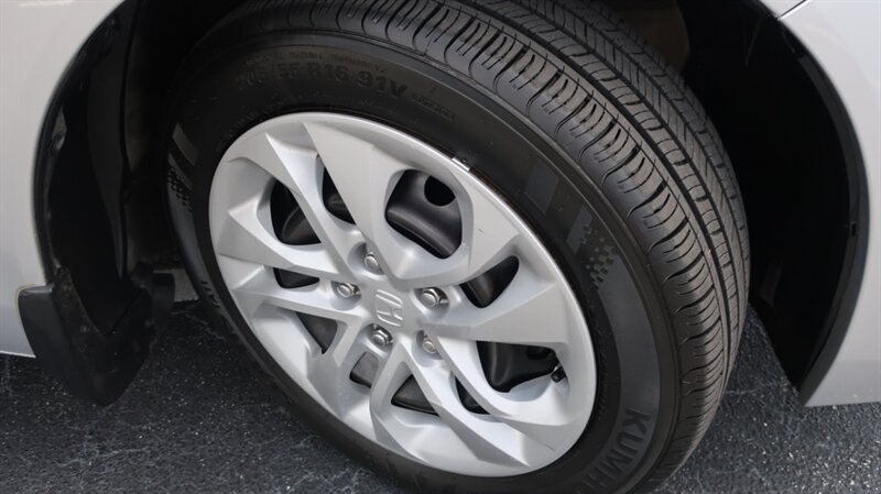 Used 2014 Honda Civic LX image 24