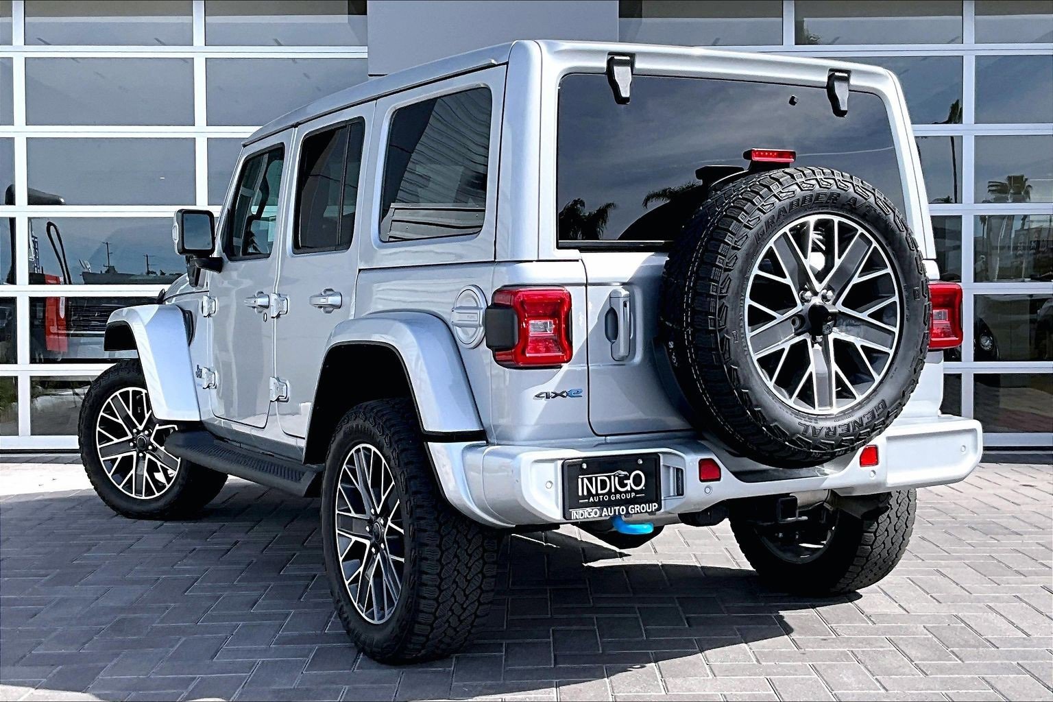 Used 2024 Jeep Wrangler High Altitude image 12