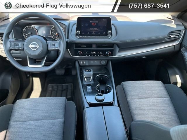 Used 2023 Nissan Rogue SV AWD/4WD image 28