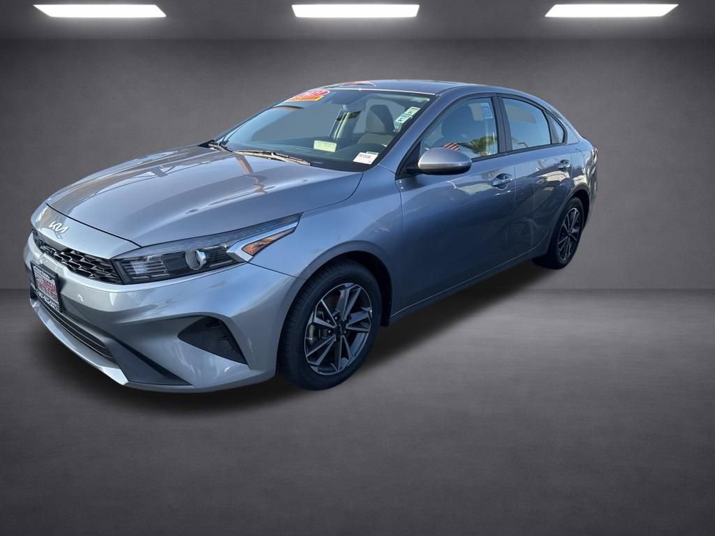 Used 2023 Kia Forte LXS FWD image 7
