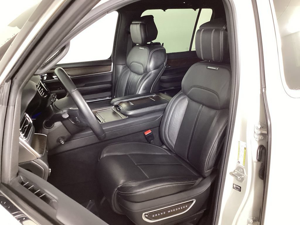 Used 2022 Jeep Grand Wagoneer Series I AWD/4WD image 31
