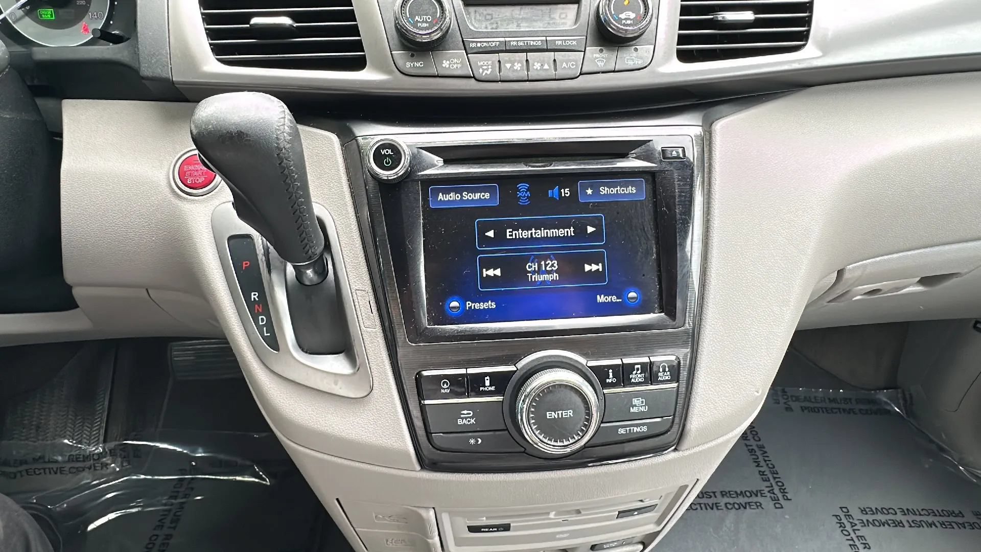 Used 2015 Honda Odyssey Touring image 41