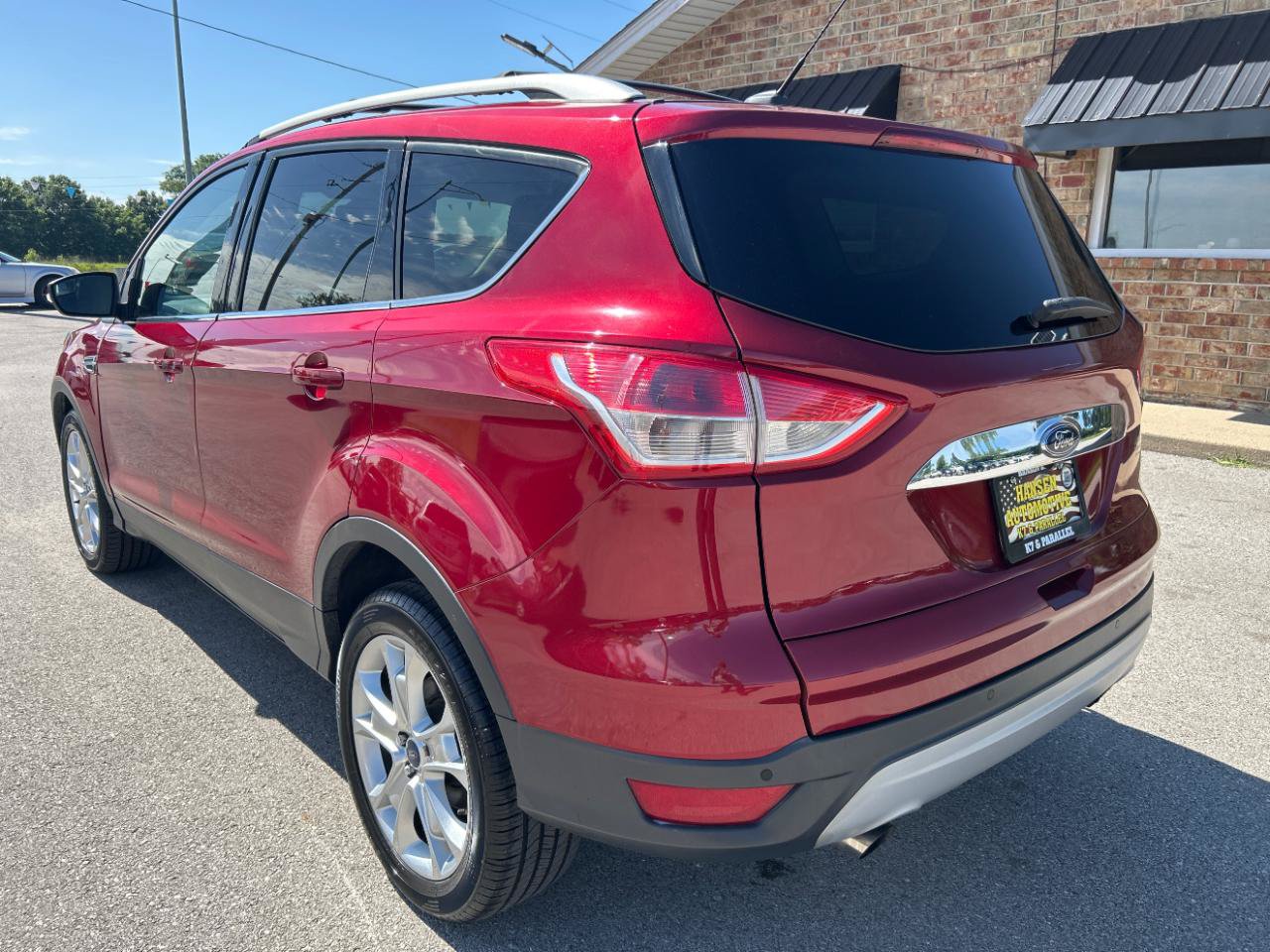 Used 2014 Ford Escape Titanium FWD image 9