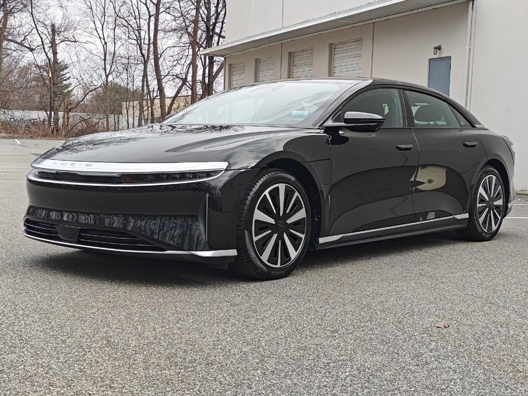 Used 2024 Lucid Air Pure image 7