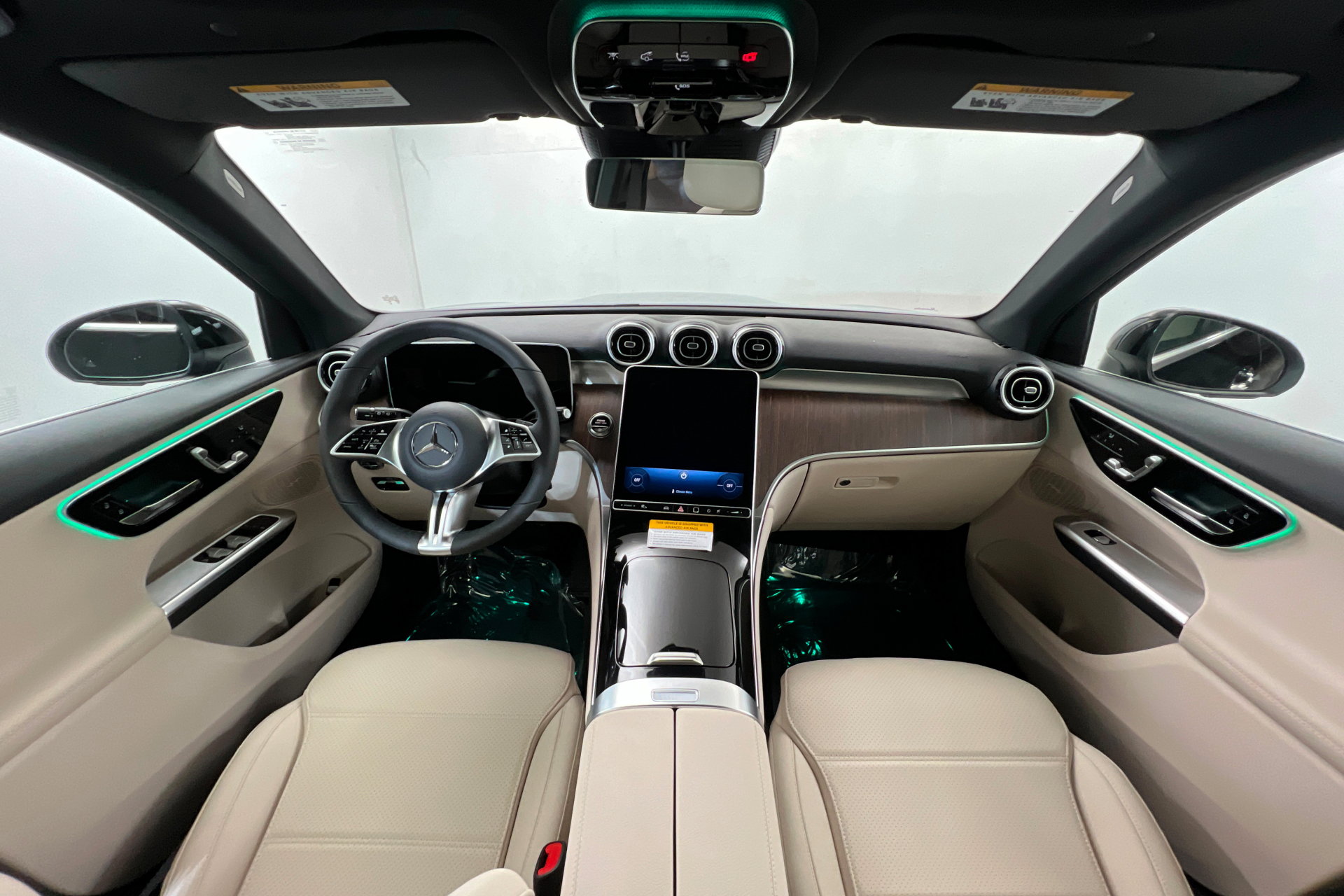 New 2026 Mercedes-Benz GLC 300 4MATIC image 9