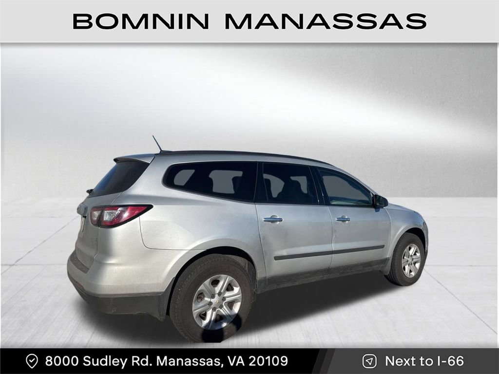 Used 2017 Chevrolet Traverse LS image 4