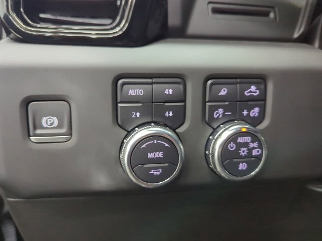 Used 2024 GMC Sierra 1500 AT4 AWD/4WD image 10