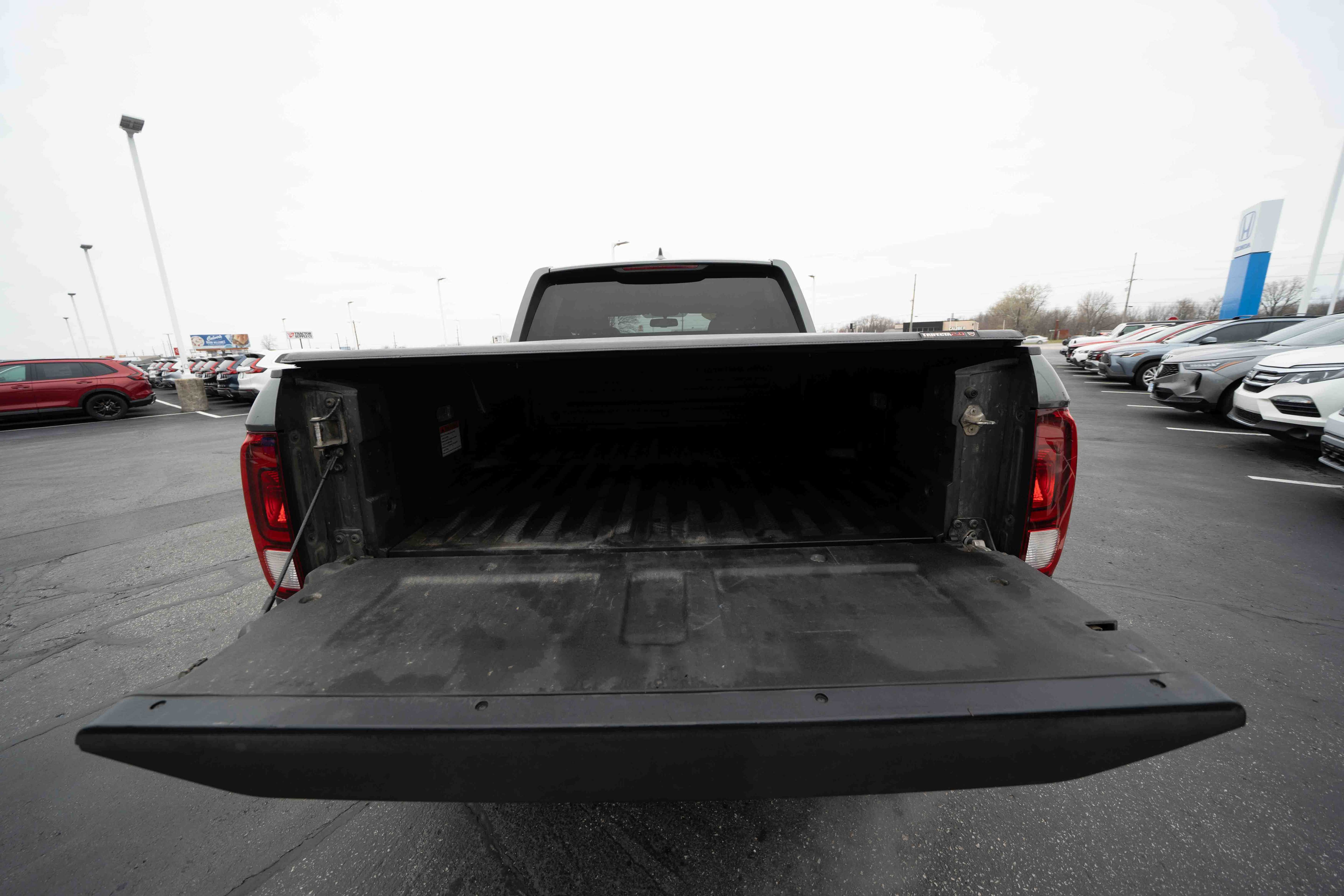 Used 2017 Honda Ridgeline RTL-T image 27