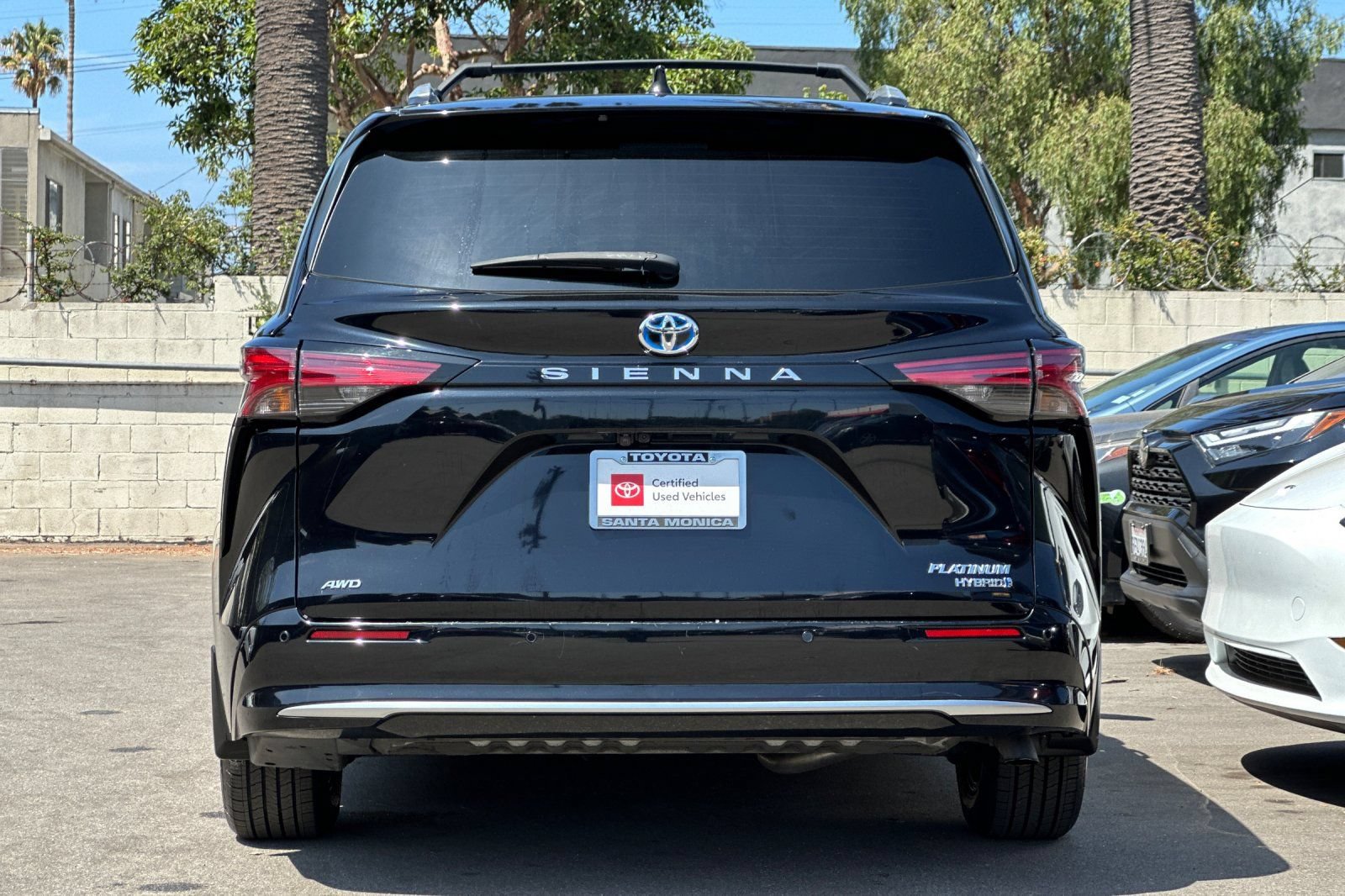 Certified 2024 Toyota Sienna Platinum AWD/4WD image 5