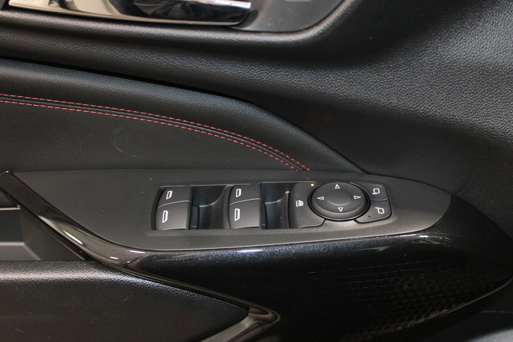 New 2026 Chevrolet Trax RS w/ Sunroof Package image 36