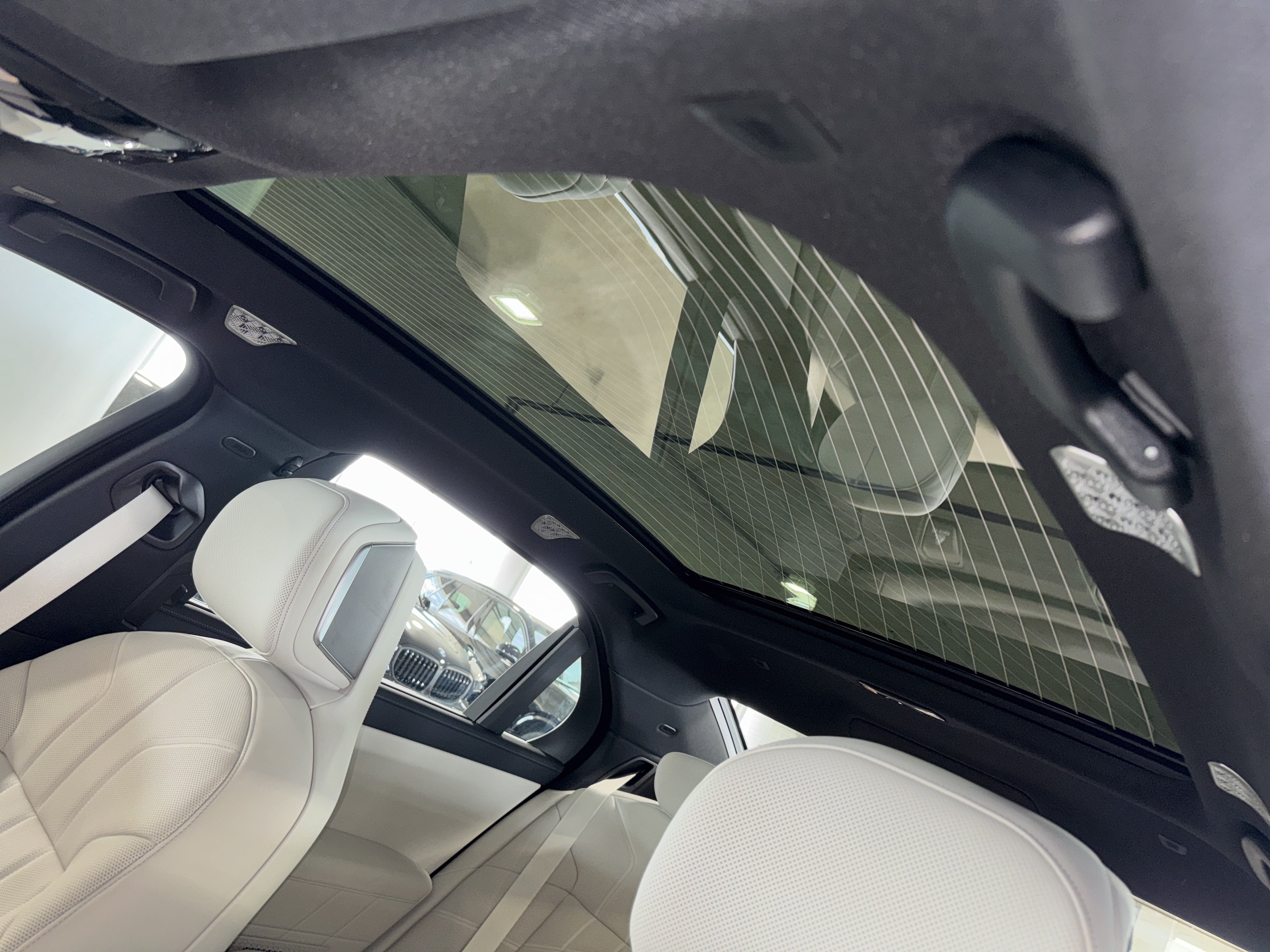 New 2026 BMW 740i RWD image 24
