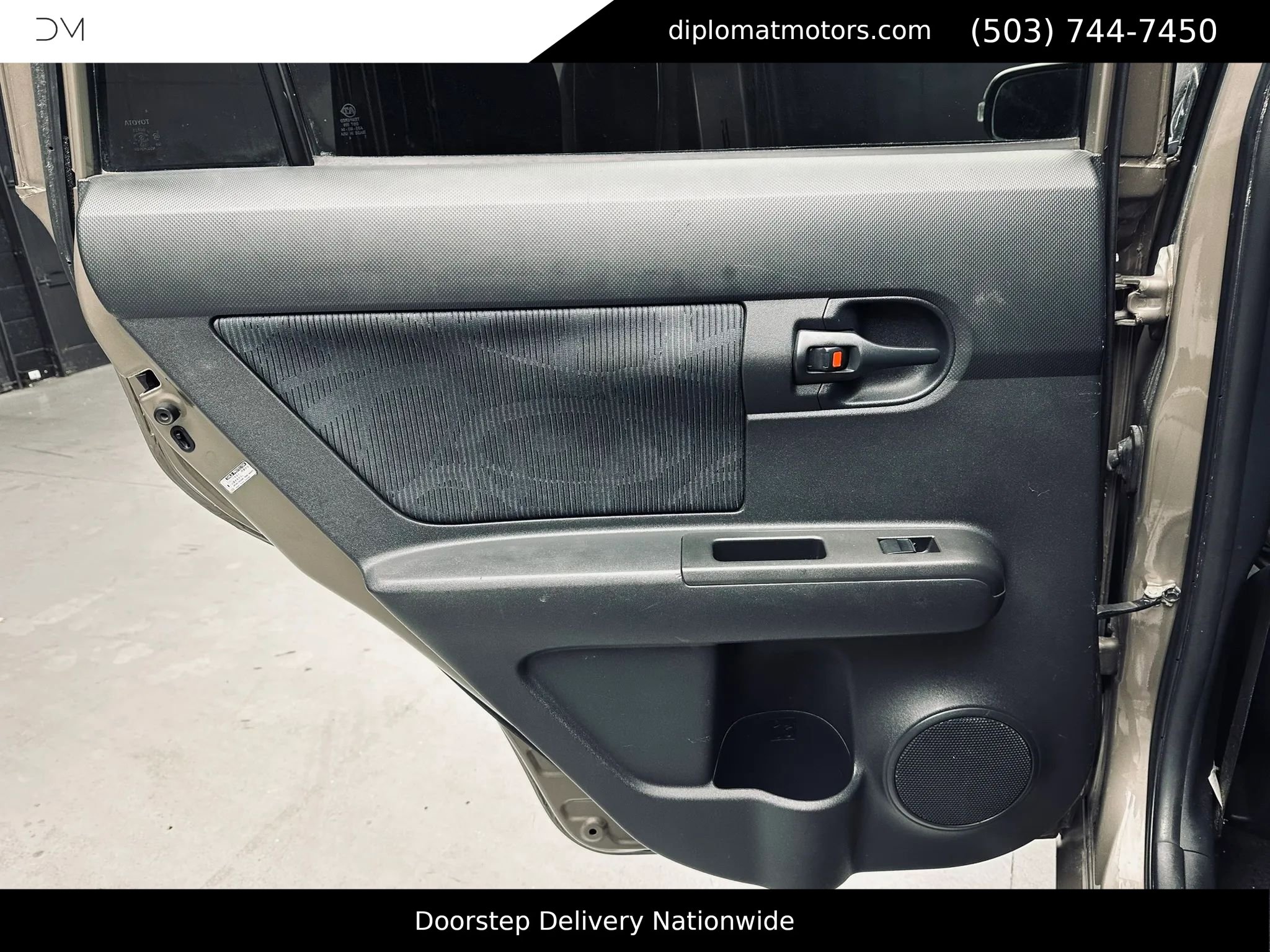 Used 2012 Scion xB FWD image 25