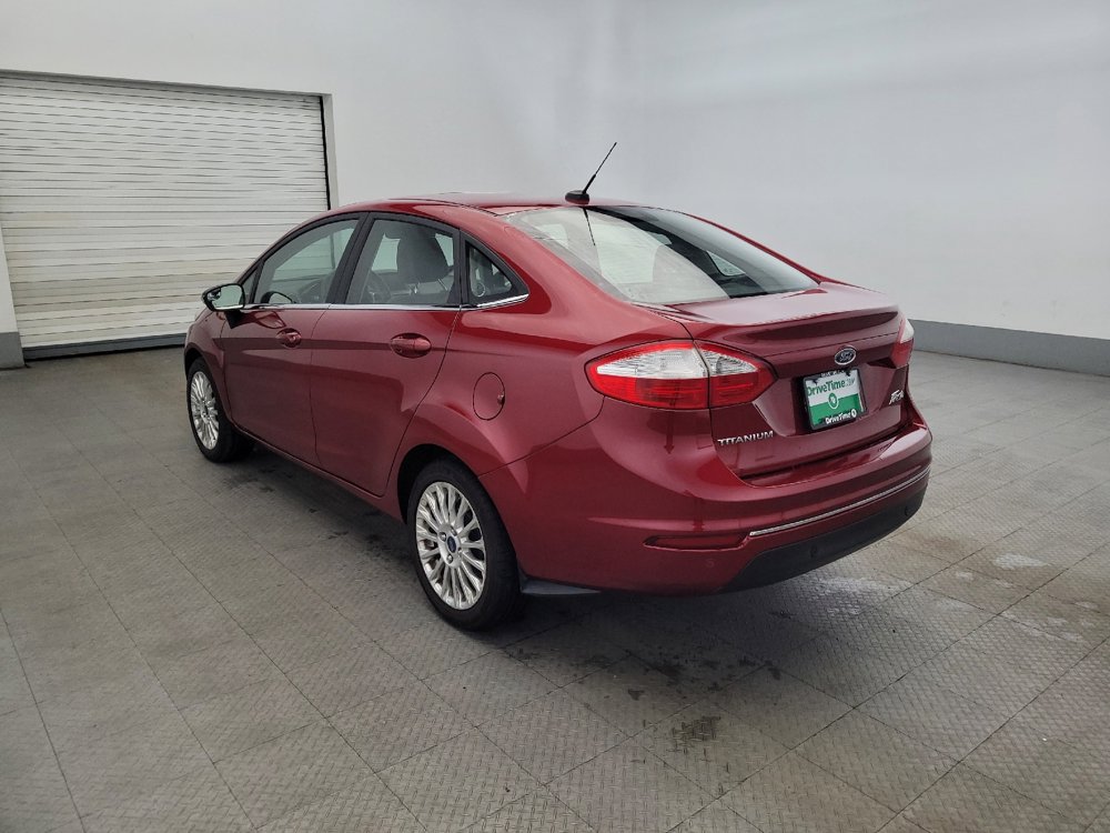 Used 2016 Ford Fiesta Titanium FWD image 5