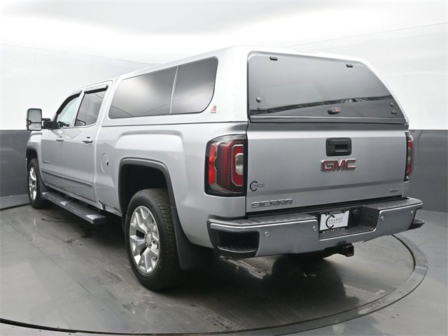 Used 2018 GMC Sierra 1500 SLT w/ SLT Premium Package image 4