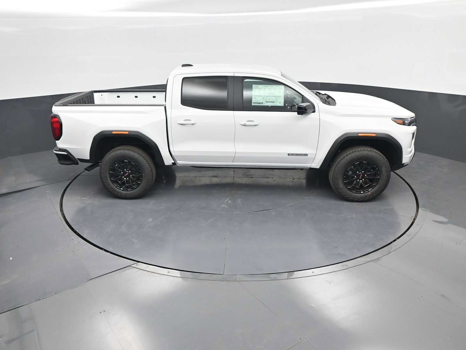 New 2026 GMC Canyon Elevation w/ Convenience Package RWD image 33