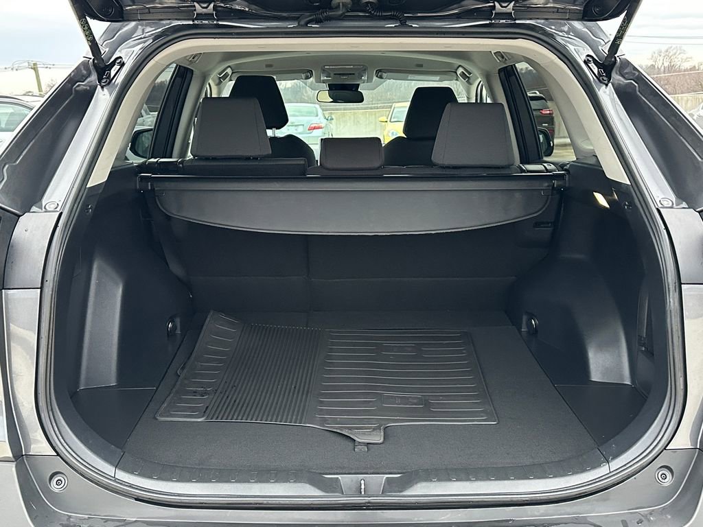 Certified 2025 Toyota RAV4 XLE image 4