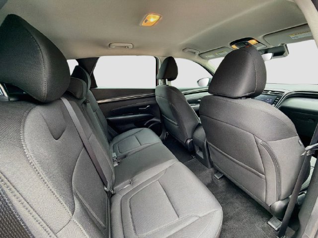 Used 2023 Hyundai Tucson SE AWD/4WD image 24