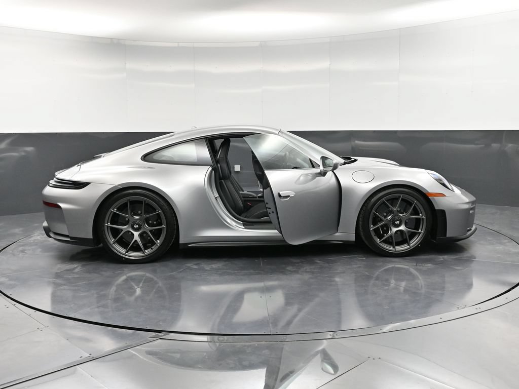 New 2026 Porsche 911 GT3 RWD image 36