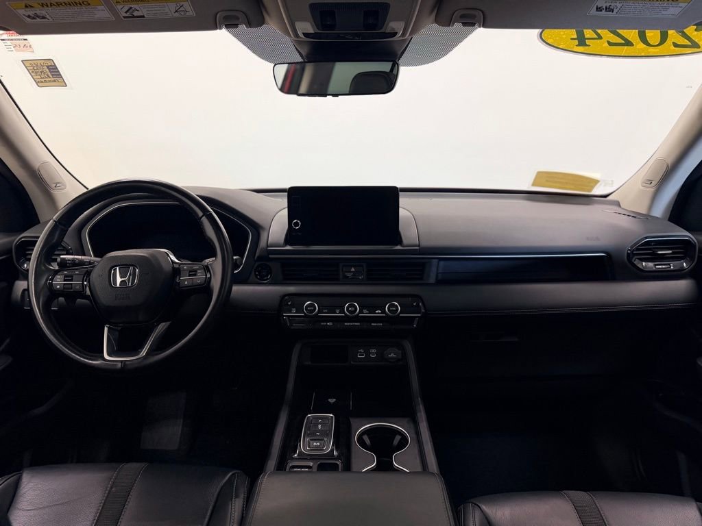 Used 2023 Honda Pilot Touring image 14