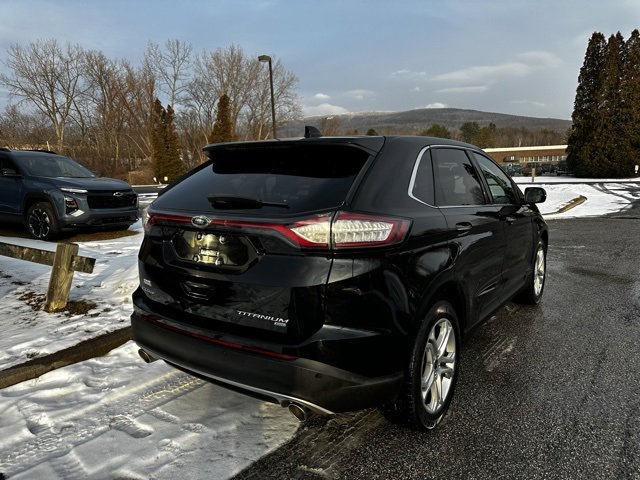 Used 2018 Ford Edge Titanium image 3