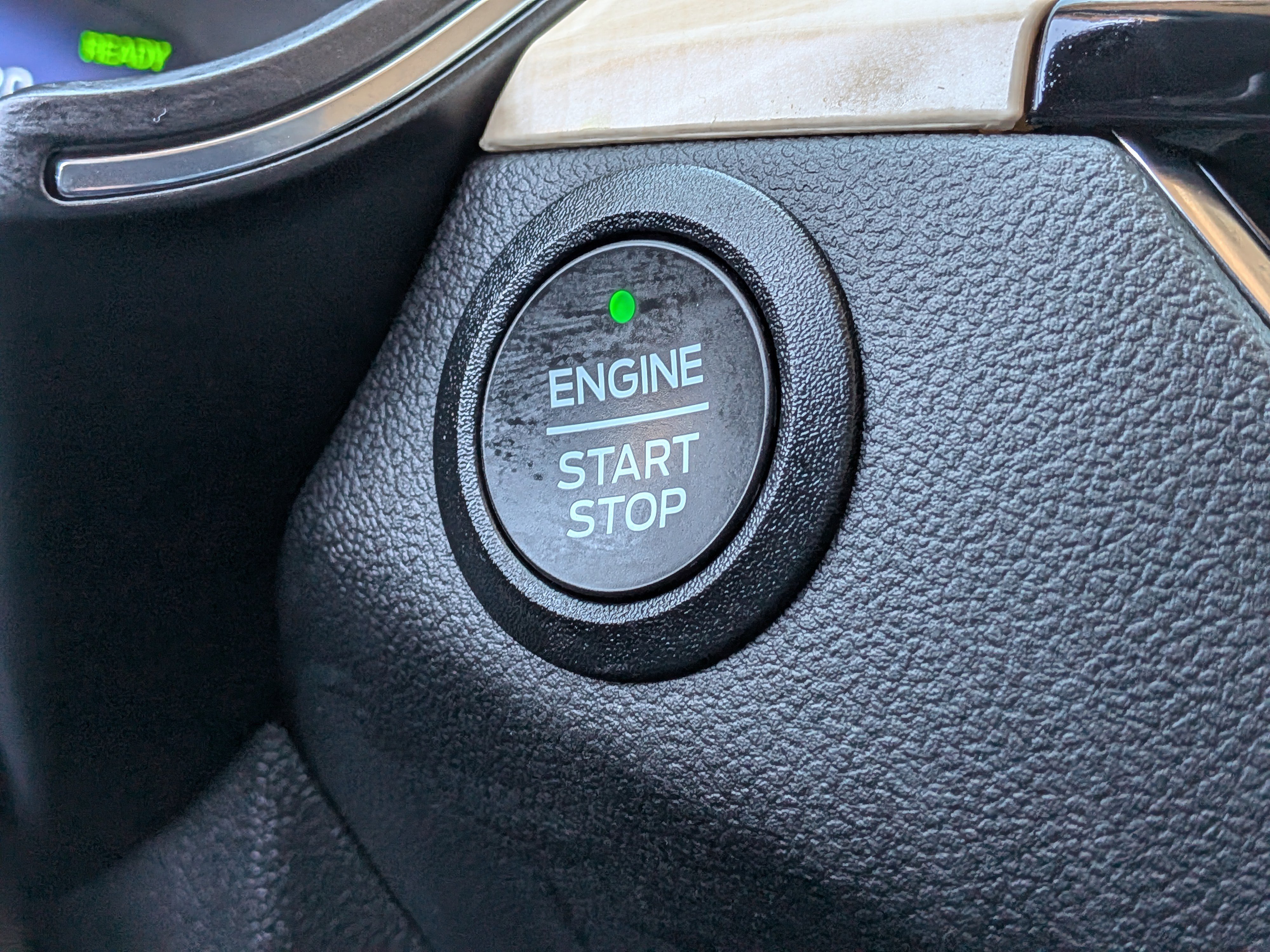 Used 2022 Ford Escape Titanium w/ Titanium Premium Package image 34