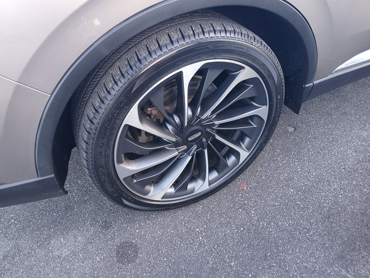 Used 2021 Lincoln Aviator Reserve w/ Equipment Group 201A image 4