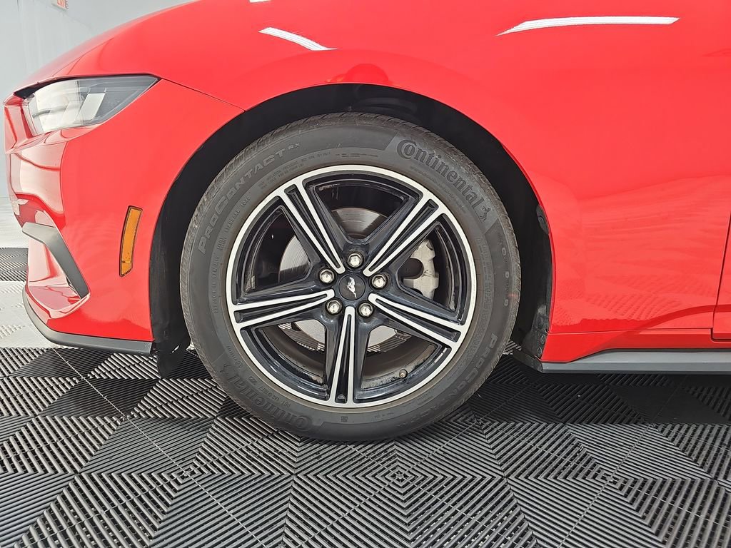 Used 2024 Ford Mustang Coupe image 28