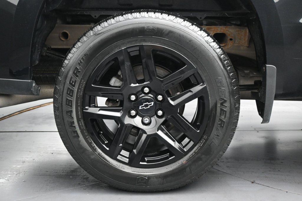 Used 2022 Chevrolet Silverado 1500 Custom AWD/4WD image 31