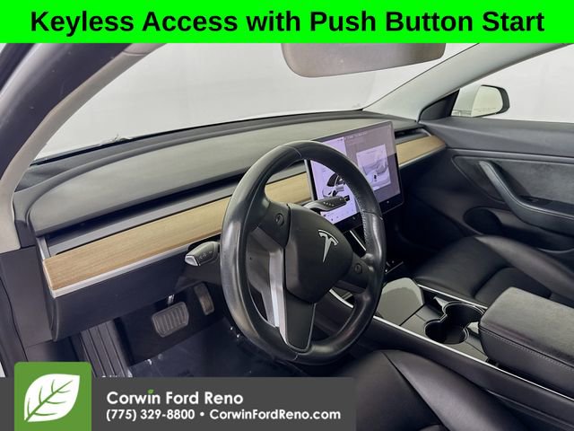 Used 2019 Tesla Model 3 image 9