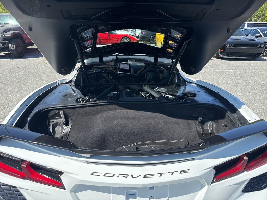 Used 2022 Chevrolet Corvette Stingray Preferred Cpe w/ Z51 Performance Package image 24