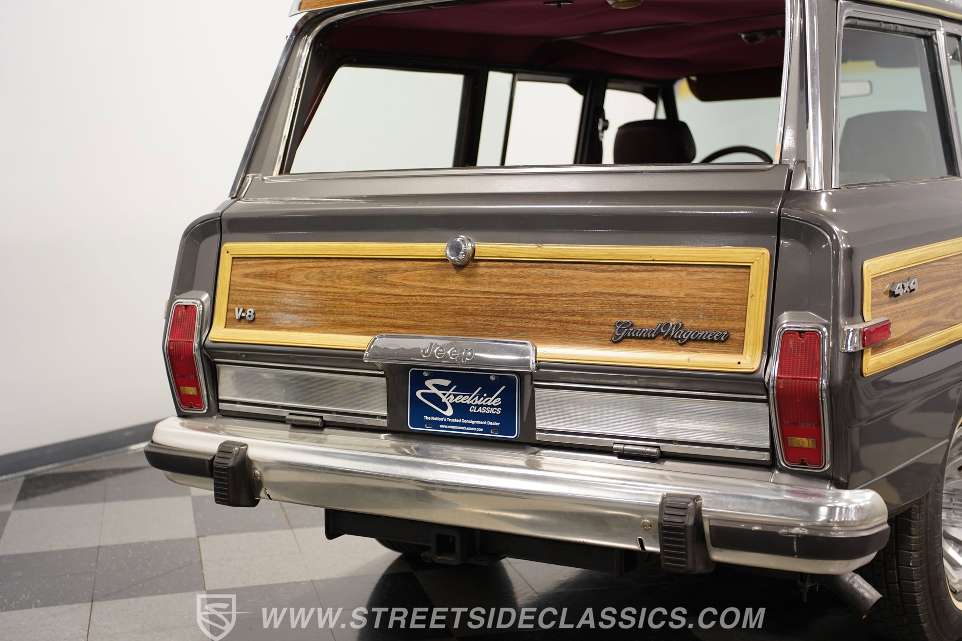 Used 1988 Jeep Grand Wagoneer image 26