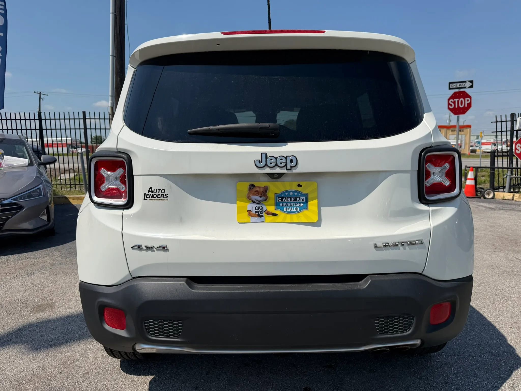 Used 2015 Jeep Renegade Limited AWD/4WD image 5