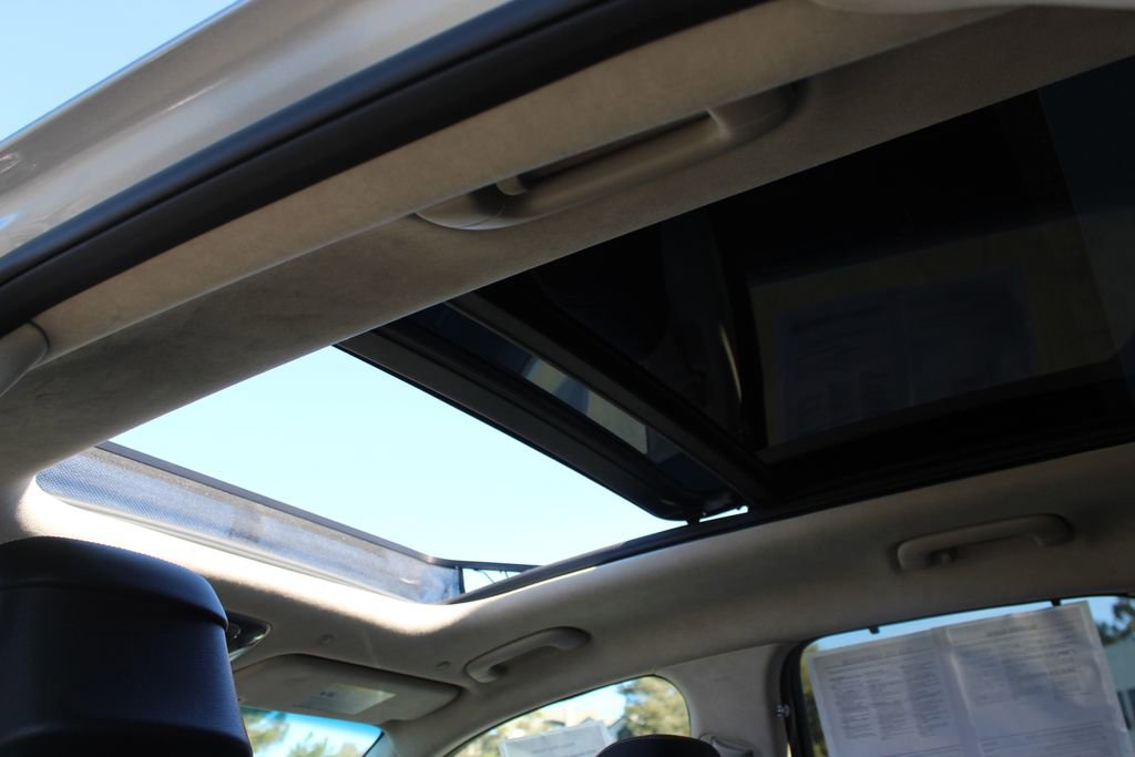 Used 2023 Genesis Electrified GV70 Advanced w/ Prestige Package image 17