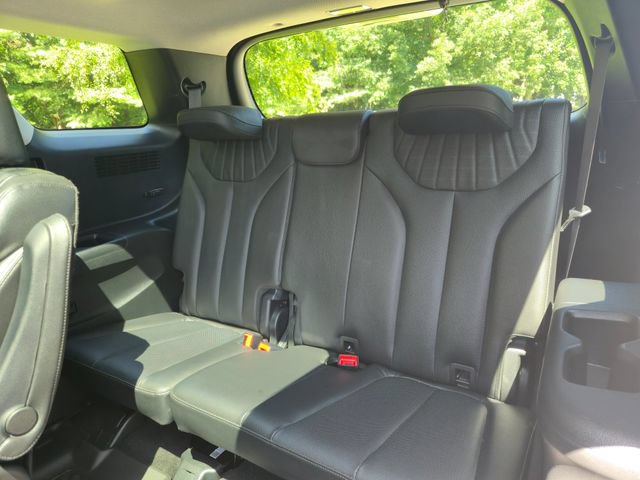 Used 2024 Hyundai Palisade Limited AWD/4WD image 20