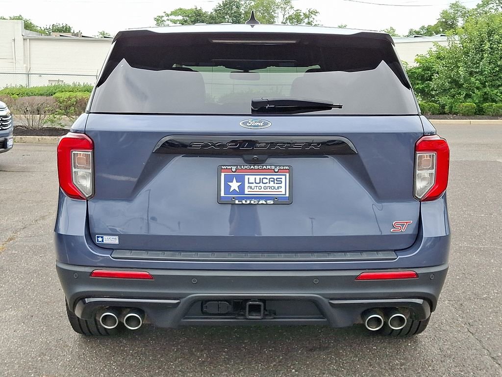 Used 2021 Ford Explorer ST w/ ST Street Pack image 10