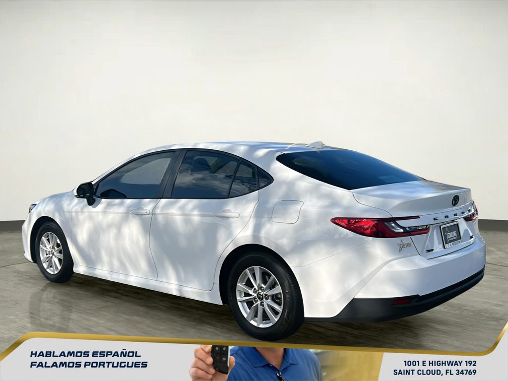 Used 2025 Toyota Camry LE image 4