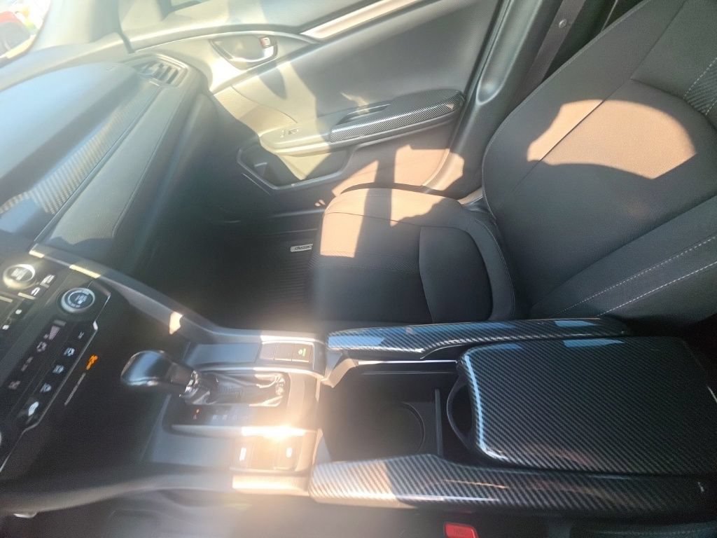 Used 2018 Honda Civic Sport image 22