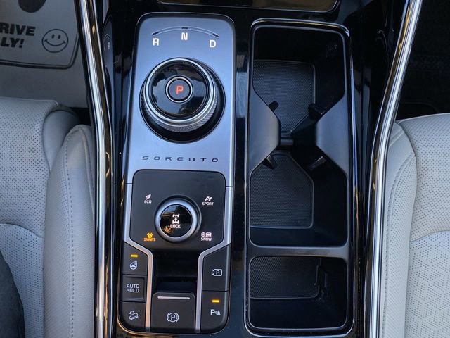 Used 2023 Kia Sorento SX Prestige w/ Panoramic Sunroof Package image 22