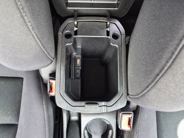 Used 2014 Chevrolet Cruze LT FWD image 29