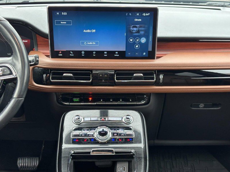 Certified 2023 Lincoln Nautilus Reserve w/ Equipment Group 201A image 13