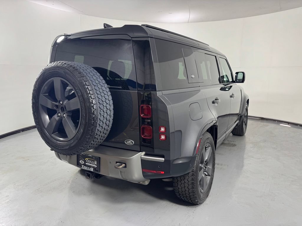 Used 2022 Land Rover Defender 110 X-Dynamic HSE AWD/4WD image 7