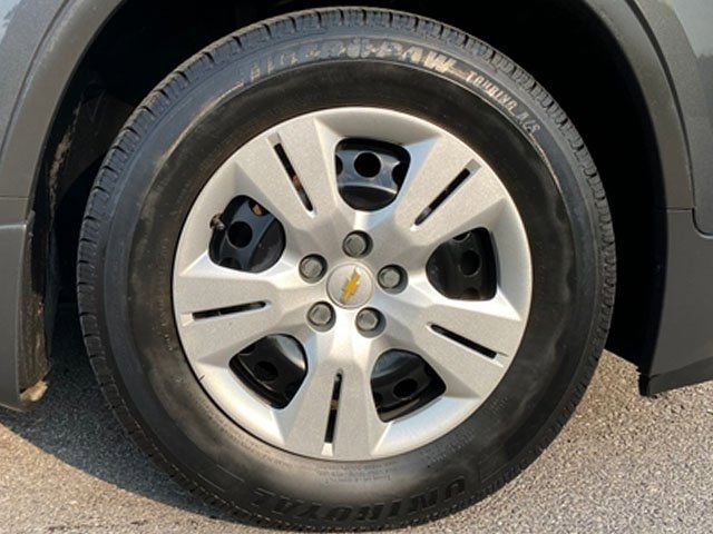 Used 2016 Chevrolet Trax LS w/ LPO, Protection Package image 20