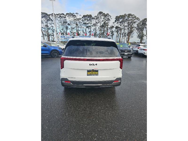 New 2025 Kia Carnival SX Prestige image 5