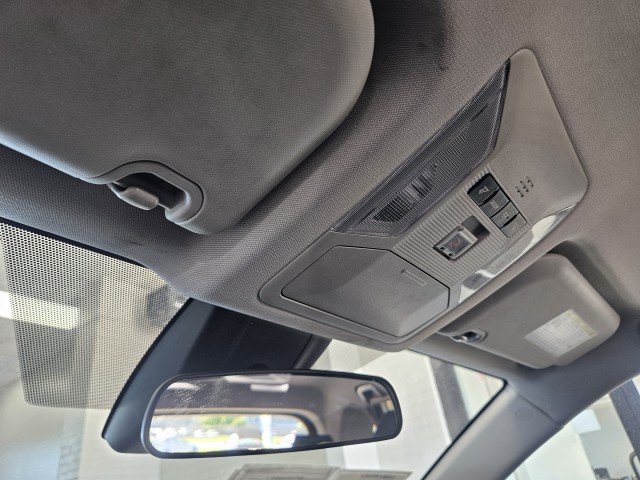 Used 2020 Toyota RAV4 LE w/ All Weather Liner Package AWD/4WD image 19