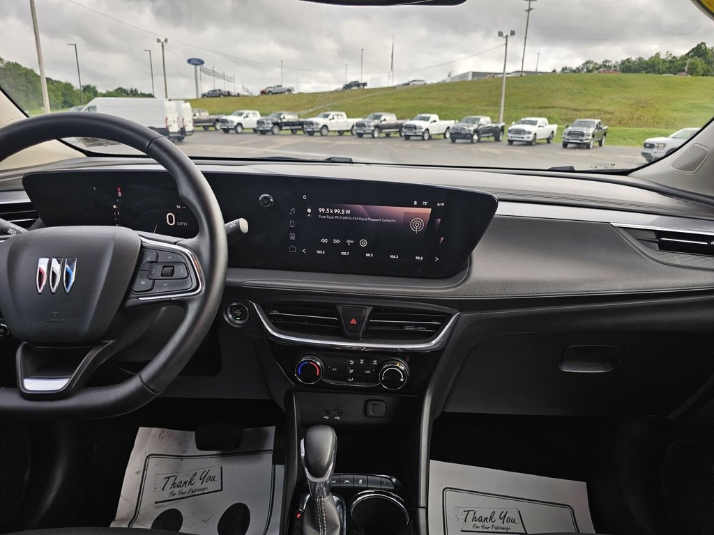 Used 2024 Buick Encore GX Sport Touring image 31