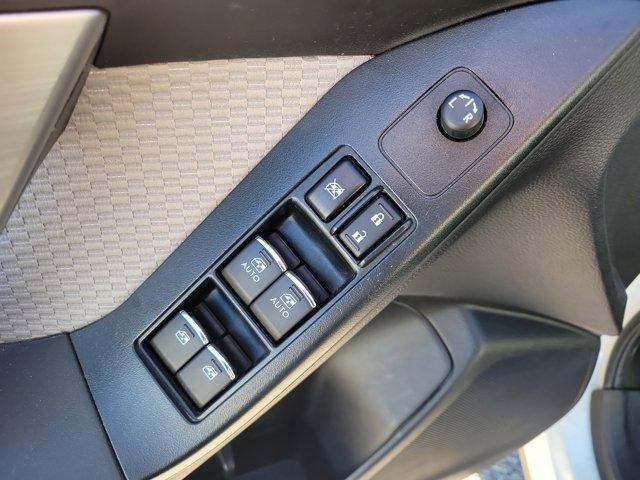 Used 2018 Subaru Forester 2.5i Premium w/ All-Weather Package image 15