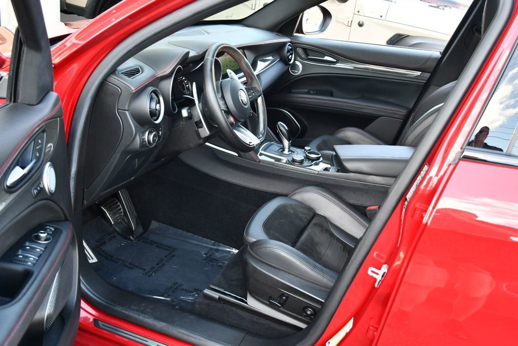 Used 2018 Alfa Romeo Stelvio Quadrifoglio w/ Driver Assist Dynamic Package image 47